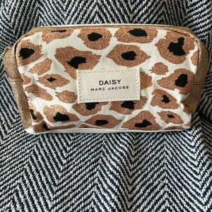 Brand NEW Marc Jacobs make-up bag
